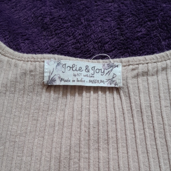 Stylish Tan Ribbed Tank Top - Picture 2 of 2